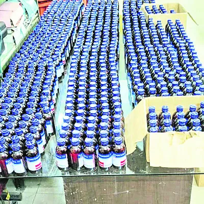 రాష్ట్రంలో మత్తుపూరిత దగ్గు సిరప్‌ రవాణాకు కళ్లెం 
