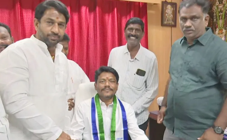YSRCP Paka Suresh Elected As Kadapa Mayor