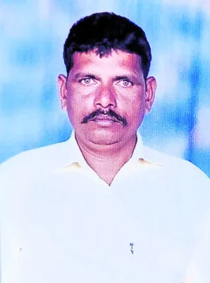 కొర్చెవంకలో దూసుకెళ్లిన బైక్‌ 