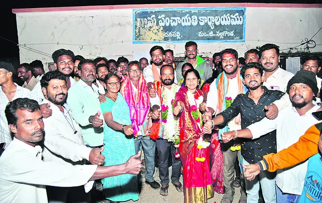 అధికార పార్టీకి.. పల్లె ఓటర్ల పట్టం