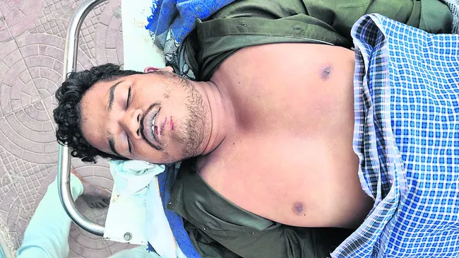 రోడ్డు ప్రమాదంలో రైల్వేఉద్యోగి మృతి