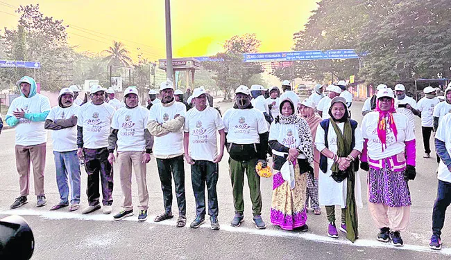 ఉత్సాహంగా నడక పోటీలు 