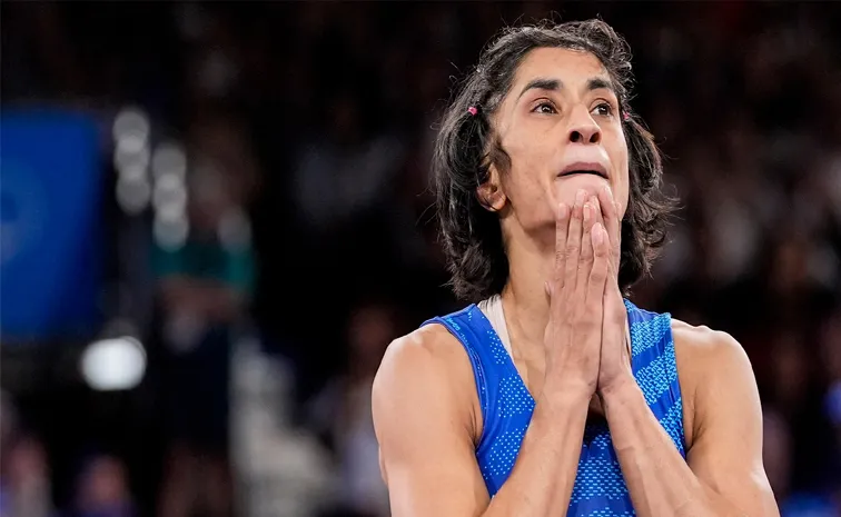 Wrestler Vinesh Phogat makes retirement U-turn