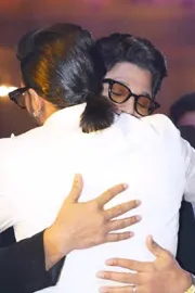 Allu Arjun Praises ranveer Singh Dhurandher Movie making2