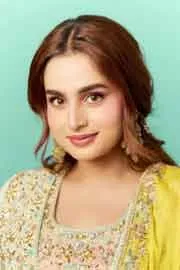 Big director asked Dhurandhar's Ayesha Khan to fix her teeth2