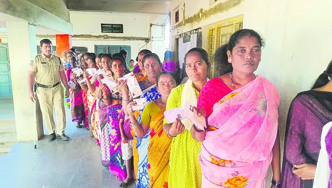 జనం మెచ్చిన సర్పంచ్‌లు