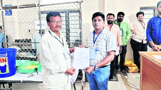 భద్రగిరిలో తీవ్ర నిరీక్షణ