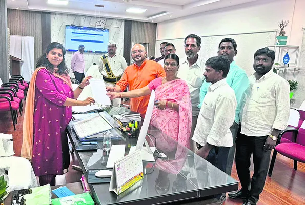 చిన్న మాధారంలో రీకౌంటింగ్‌ జరపాలి