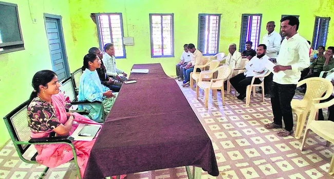 పరిమితికి లోబడి ఖర్చు చేయాలి