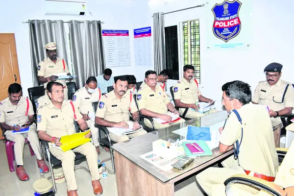 పోలింగ్‌కు పటిష్ట బందోబస్తు 