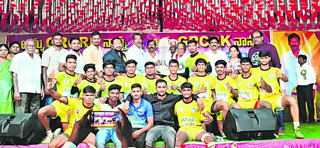 కబడ్డీ ఓవరాల్‌ చాంపియన్‌ పల్నాడు జిల్లా 