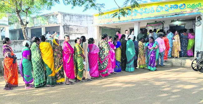 ‘మాజీలు’ మళ్లీ గెలిచారు