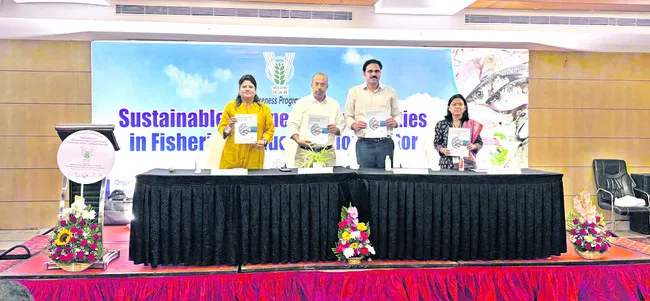 మత్స్య రంగానికి విలువ జోడిస్తే అధిక వృద్ధి 