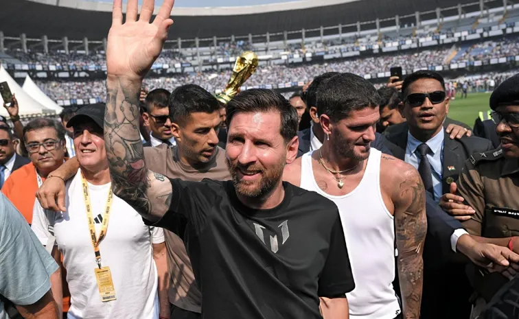 కోల్‌కతా మెస్సీ ఈవెంట్‌ : టికెట్‌ ధరలు వాపసు 