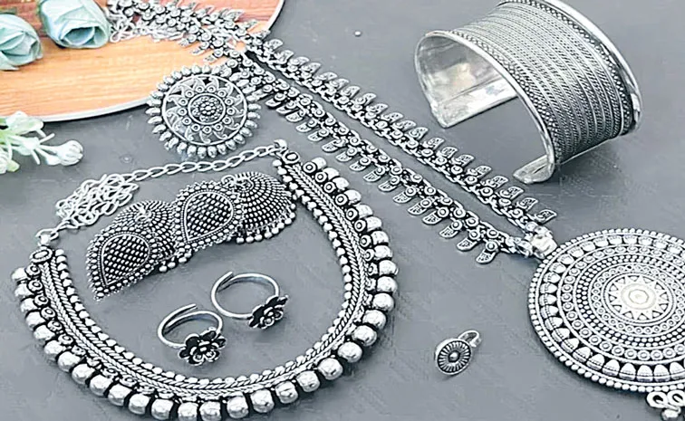 Silver prices in Delhi jumped to a record Rs 1,94,400 per kilogram4