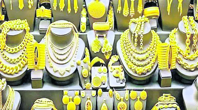 బళ్లారిలో బంగారం పేరిట బురిడీ