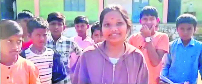 చెన్నూర్‌లో నవోదయ పరీక్షలో మాస్‌ కాపీయింగ్‌