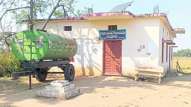 సుద్దాలలో 14 మంది, బుద్దారంలో నలుగురు