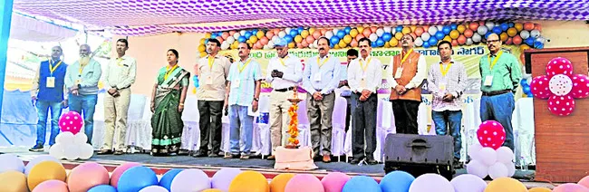ఏపీఆర్‌జేసీలో ఘనంగా స్వర్ణోత్సవాలు 
