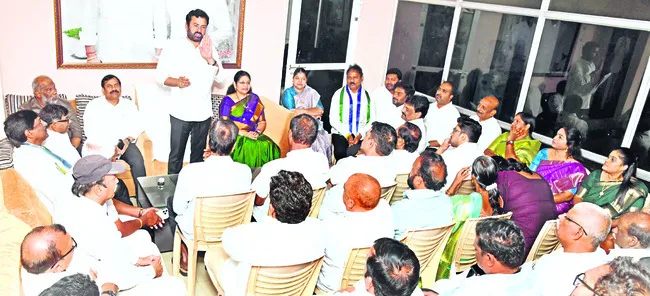 కోటి సంతకాల ఉద్యమానికి విశేష ఆదరణ 