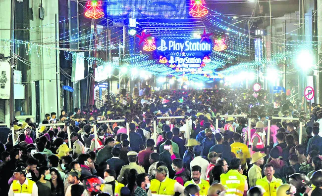 కొత్త ఏడాదికి గట్టి భద్రత 