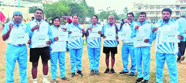 సిక్కోలు మాస్టర్స్‌ అథ్లెట్స్‌ హవా 
