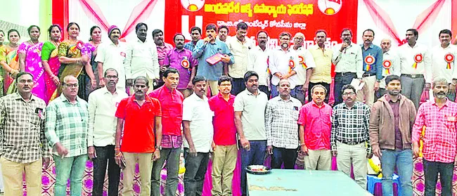 పాఠశాల విద్యను పరిరక్షించాలి