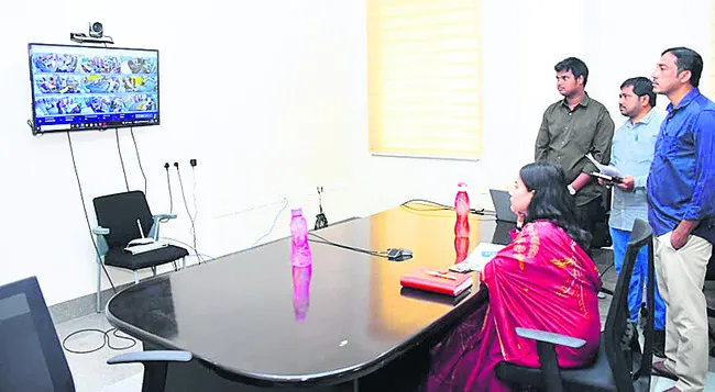 పల్లెపోరు ‘ప్రత్యక్షం’