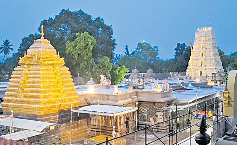 మల్లన్న సన్నిధిలో మహాదోపిడీ!