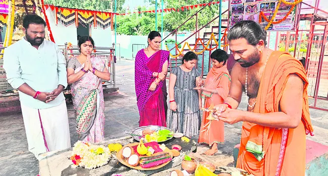 ● వరదాయిని.. జగజ్జనని 