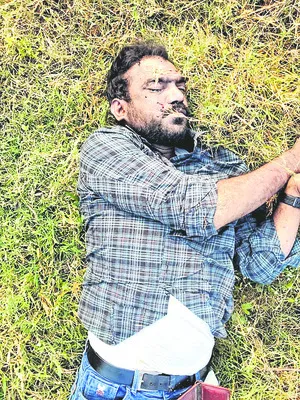 అనుమానాస్పద స్థితిలో సెల్‌ మెకానిక్‌ మృతి 
