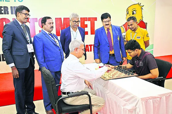 ఐఐటీలో రసవత్తరంగా క్రీడా పోటీలు