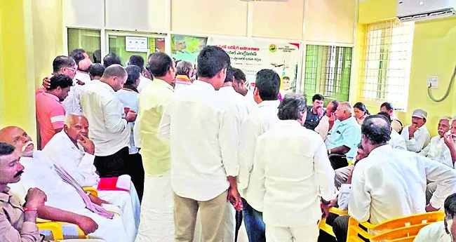 కష్టపడినా గుర్తింపు ఏదీ!