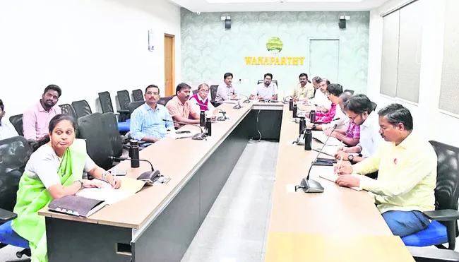 మూడో విడత పోలింగ్‌కు పకడ్బందీ ఏర్పాట్లు 