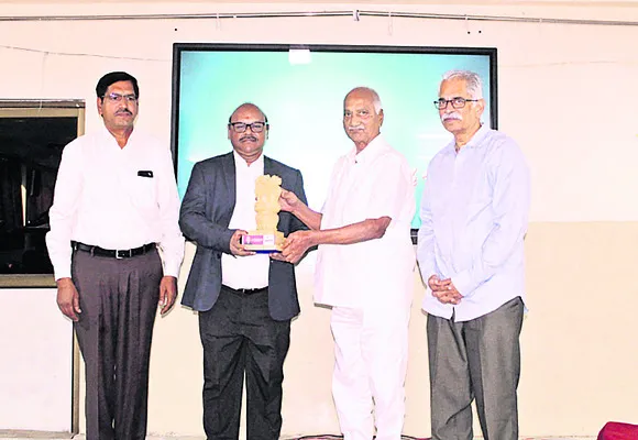 బయోగ్యాస్‌తో సుస్థిర భవిష్యత్తు సాధ్యం