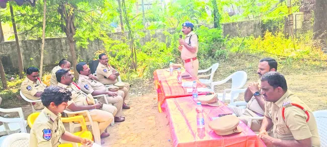 పోలింగ్‌కు పటిష్ట బందోబస్తు 