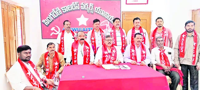 వేలంలో పాల్గొనేలా అనుమతి ఇవ్వాలి