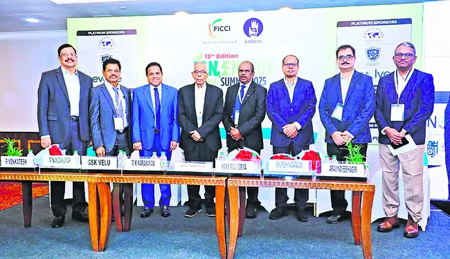 అర్ధ వార్షిక సెలవుల్లో మార్పు లేదు 
