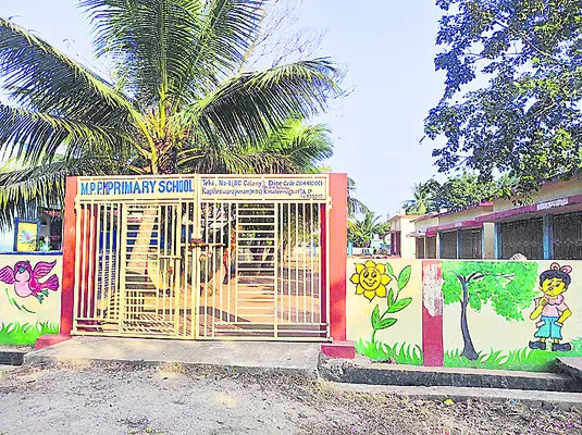 ఇక బడుల్లో అంగన్‌వాడీ కేంద్రాలు