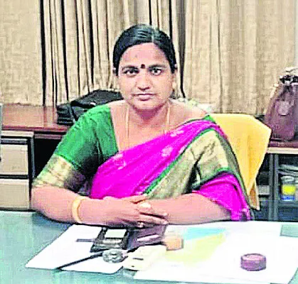 వచ్చేనెల 8 నుంచి పండగ సర్వీసులు 