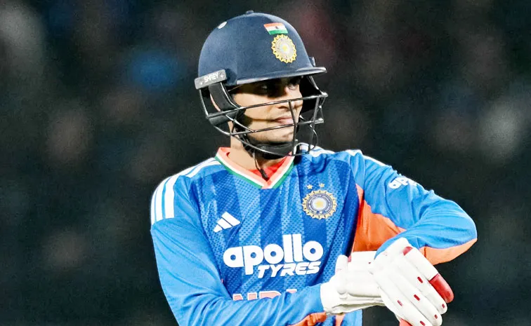 నాలుగో టీ20 నుంచి గిల్‌ అవుట్‌!