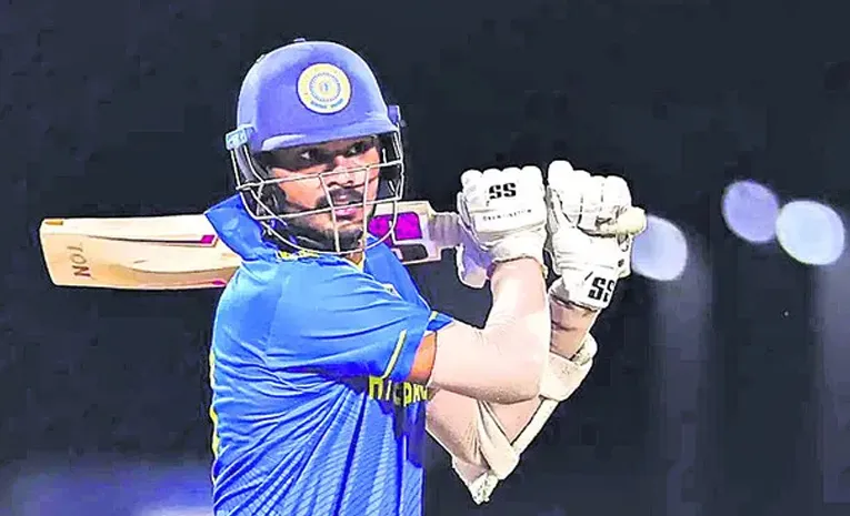 ఐపీఎల్‌కు కరీంనగర్‌ కుర్రాడు