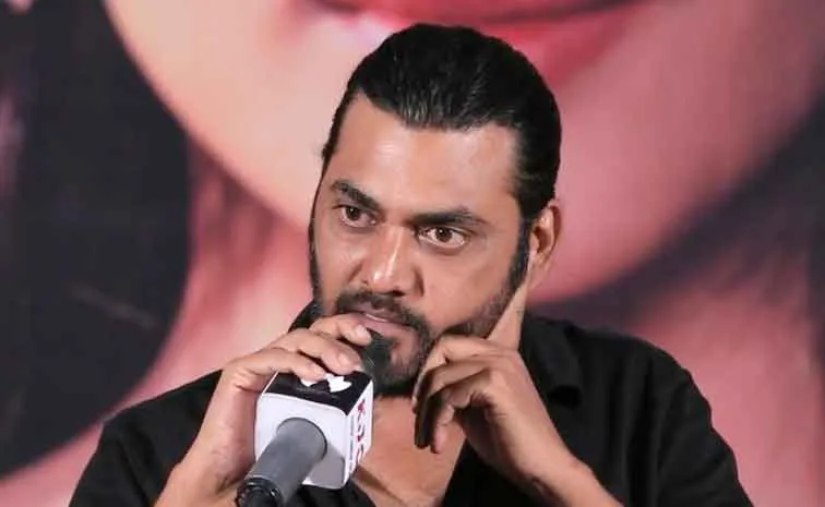 'కేడీ' దర్శకుడు కన్నుమూత