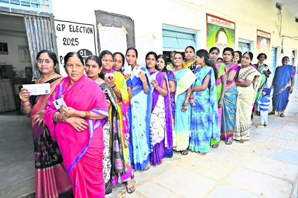 ఓటింగ్‌లో మహిళలే టాప్‌