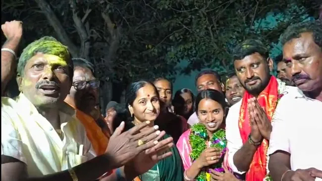 పంచాయతీ హస్తగతం 