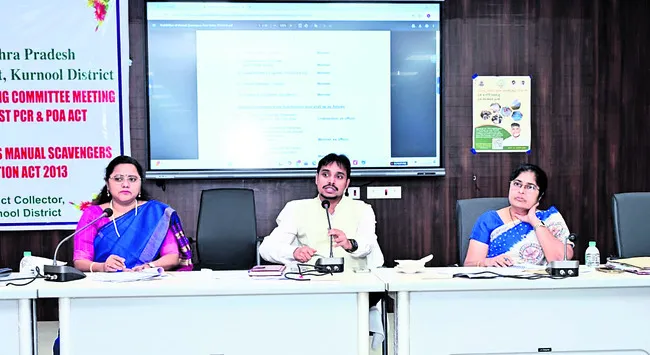 అత్యాచార బాధిత కుటుంబాలకు త్వరితగతిన పరిహారం