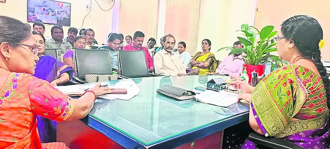 నిర్లక్ష్యం వహిస్తే కఠిన చర్యలు