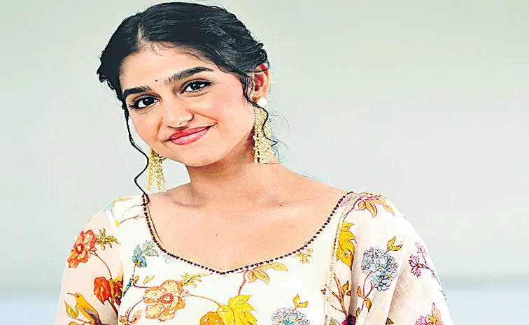 చంద్రకళ మనసుల్లో నిలిచిపోతుంది