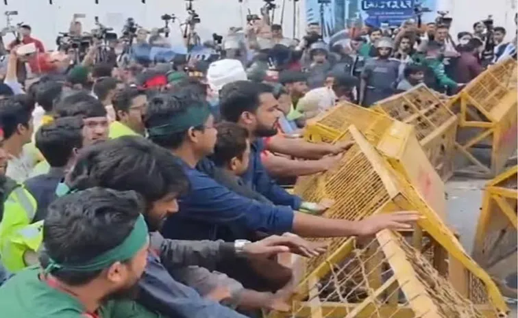 ఢాకాలో భారత హైకమిషన్‌ వద్ద కలకలం 