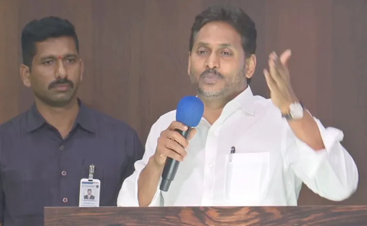 ‘చంద్రబాబు మాటలు వింటే ఏం అనాలో అర్థం కావడం లేదు’